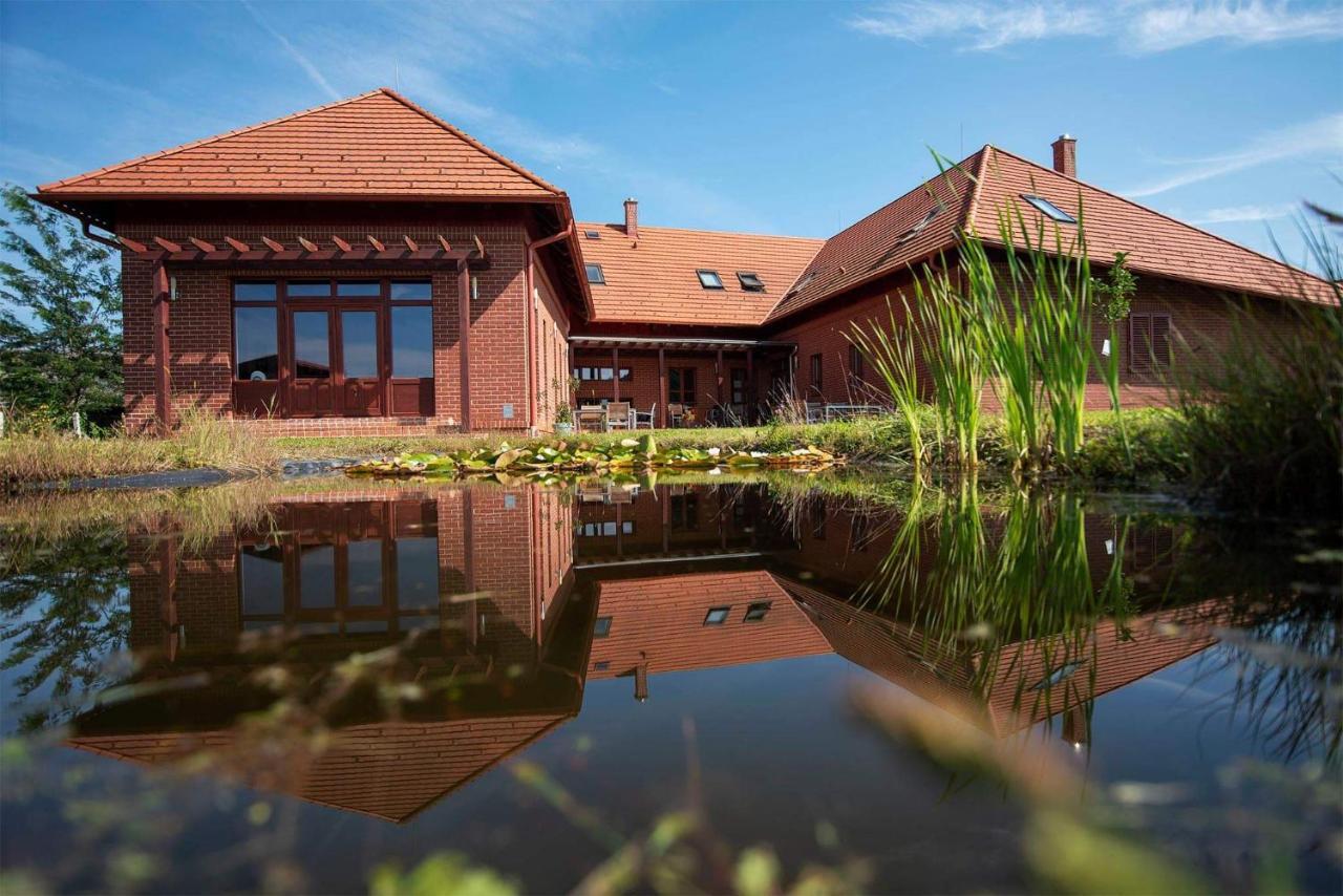 Naturpark Vendégház Alsoszolnok Exterior foto