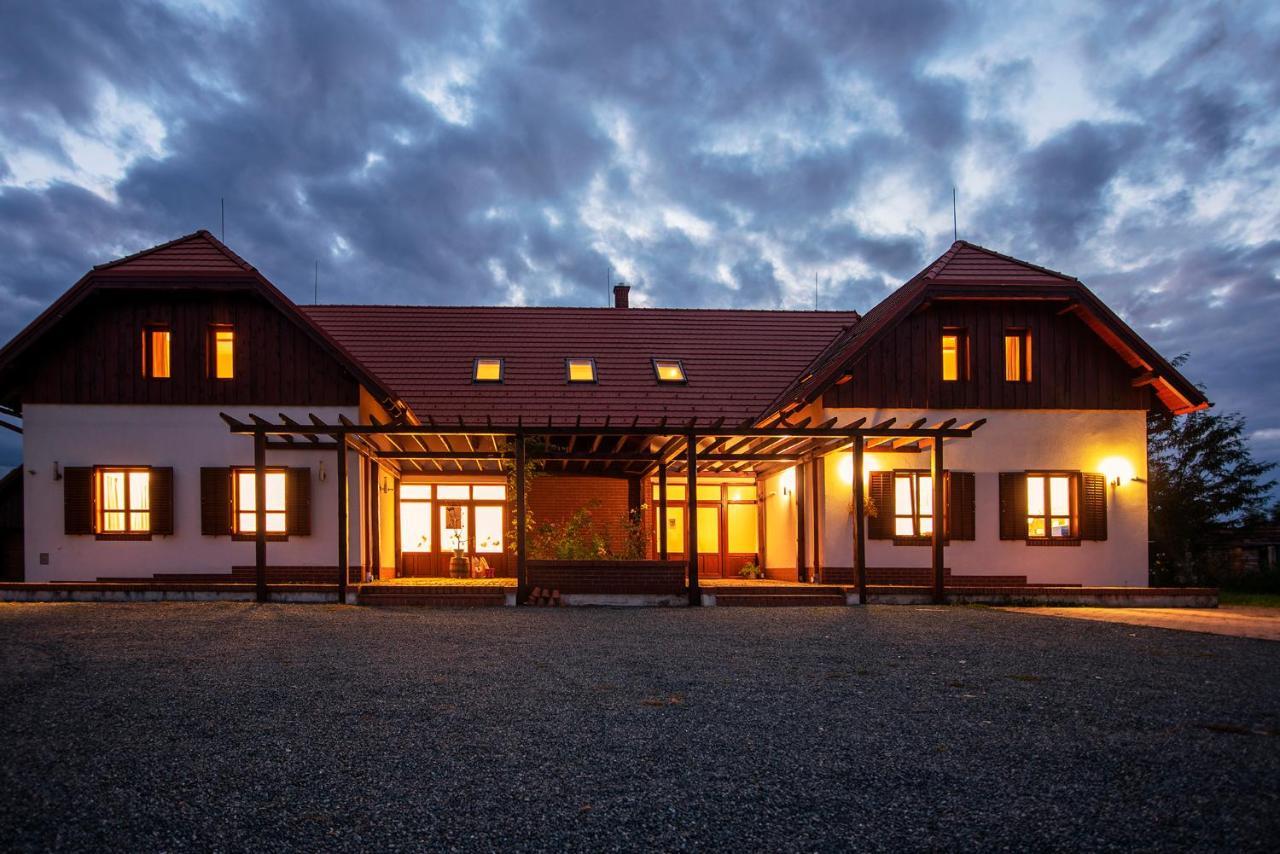 Naturpark Vendégház Alsoszolnok Exterior foto